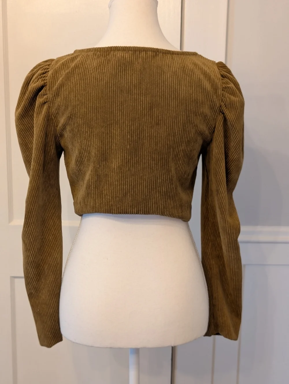 Zara Cropped Corduroy Puff-Sleeve Top in Olive - Picture 3 of 3